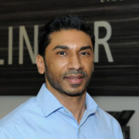 CHRISTIAN DEANE : Sales Administrator