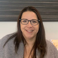 LESLEY MEDEIROS : Accounting