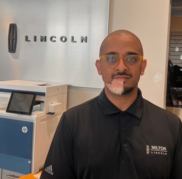 Nick Shekhawant Sales Consultant / Lease Renewal Specialist